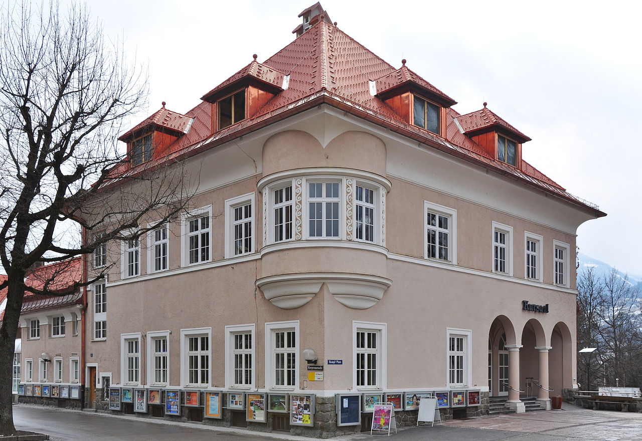 авст1280px-Kurhaus_und_Gemeindeamt_Bad_Hofgastein.jpg
