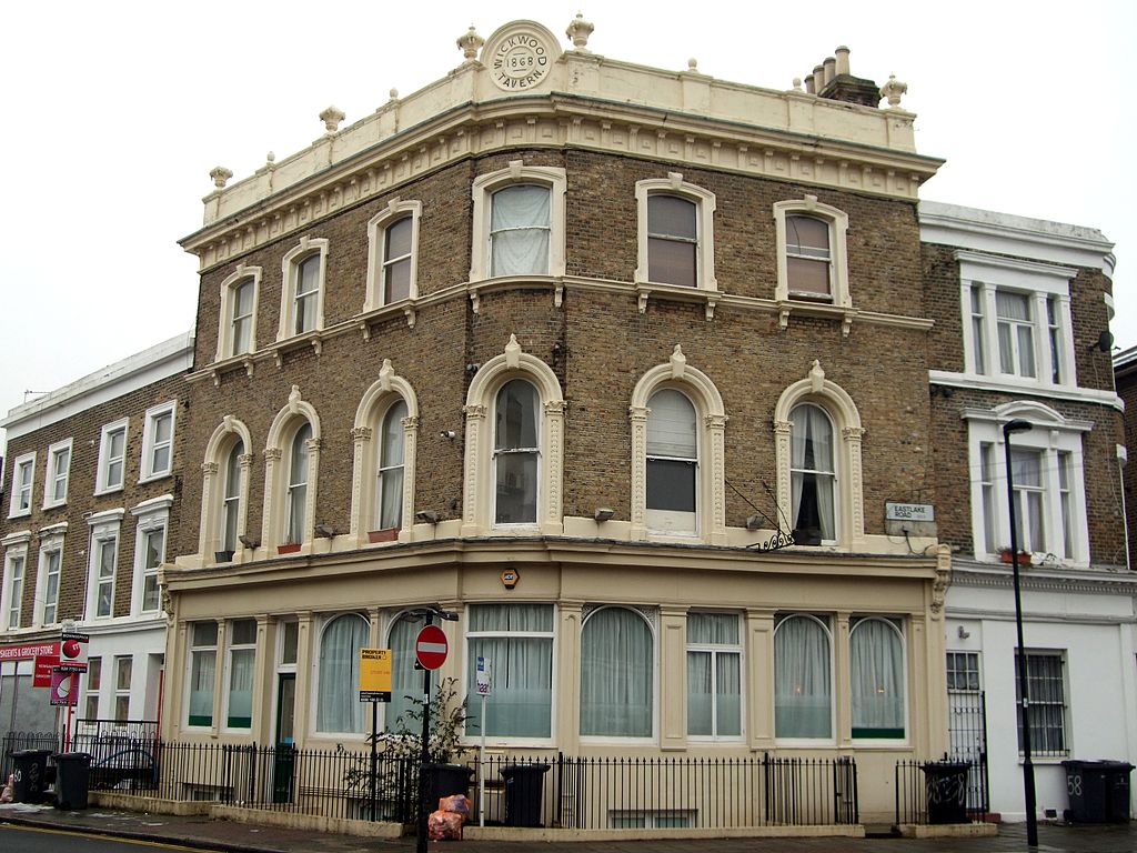 анг1024px-Wickwood_Tavern,_Loughborough_Junction,_SE5_(3255676333).jpg