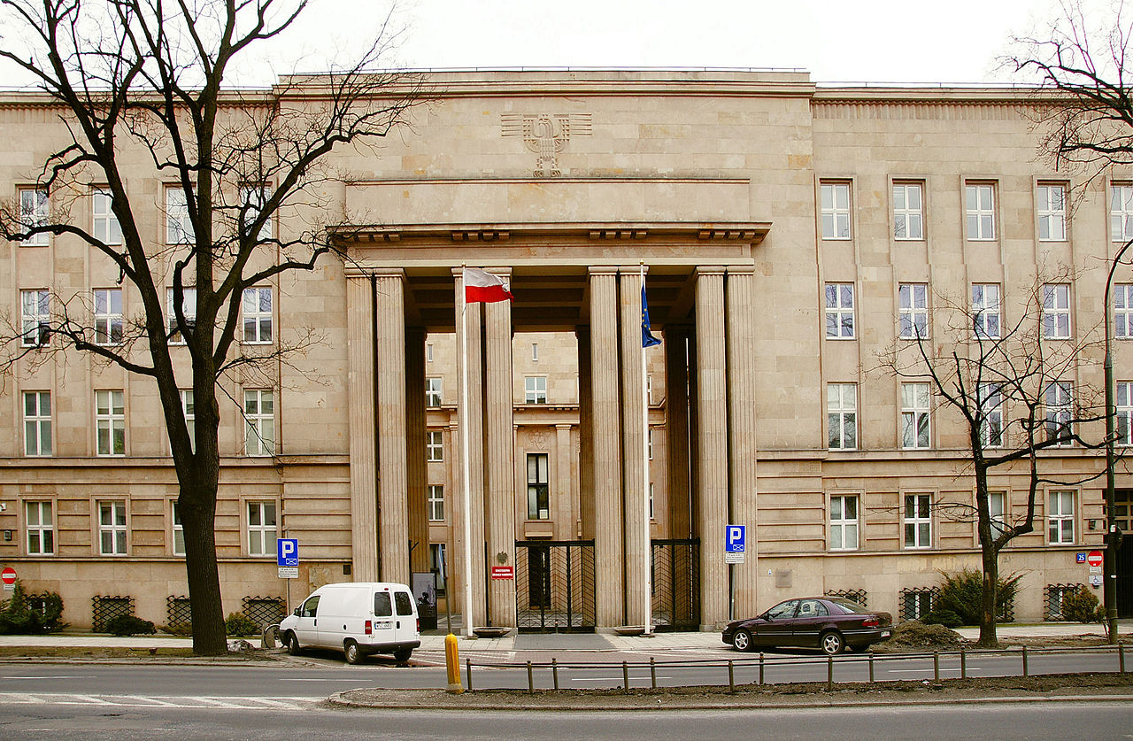 здислав Монченский1280px-Gmach_Ministerstwa_Wyznań_Religijnych_i_Oświecenia_Publicznego.jpg