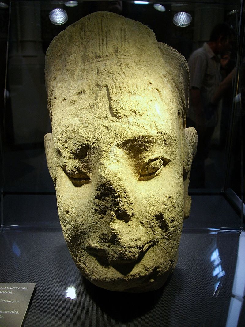 иберия Koré_d'Alacant,_cap_el_500_aC,_Museu_d'Arqueologia_de_Catalunya.JPG