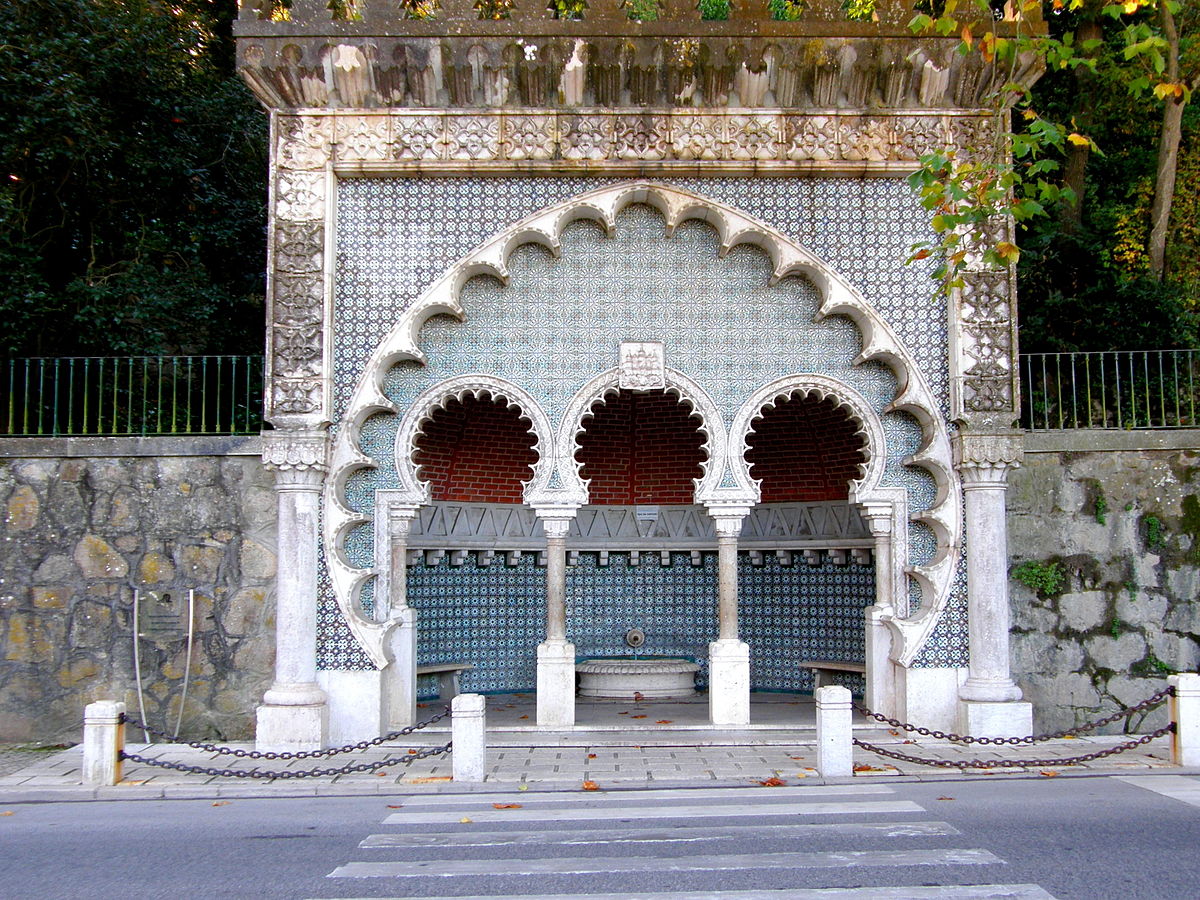 портFontaine_Mauresque_à_Sintra,_région_de_Lisbonne,_Portugal.JPG