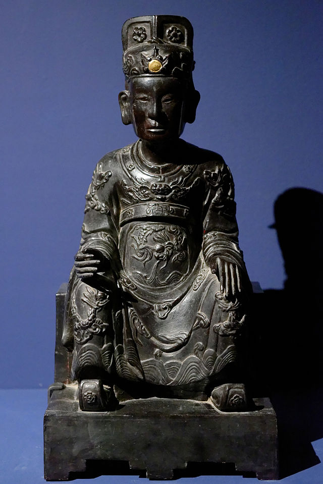 сер 18-сер19King_of_hell_from_Vietnam_private_collection_EDAV.jpg