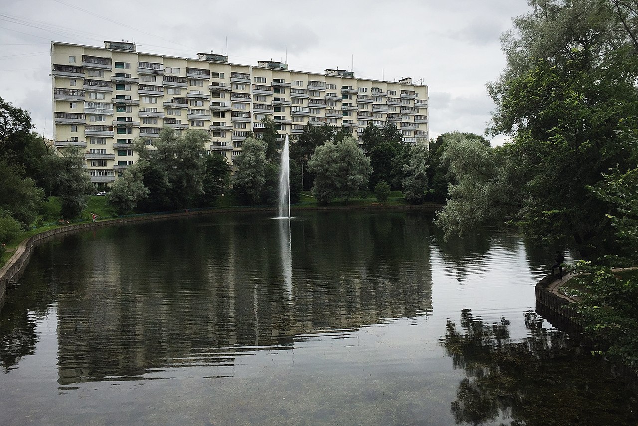 совZelenograd,_Bykovo_Boloto_pond_(21059531470).jpg