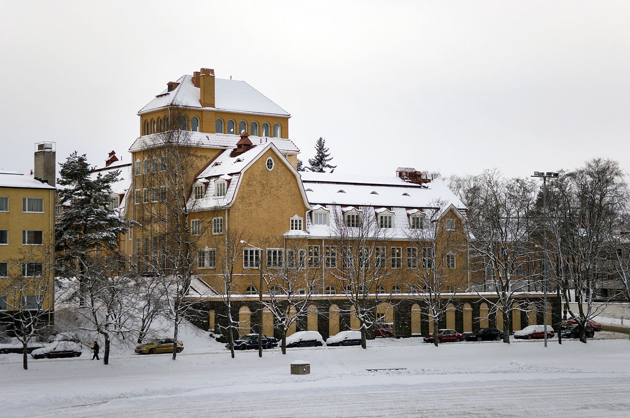 фин1280px-Munksnas_Pension_January_23_2009.jpg