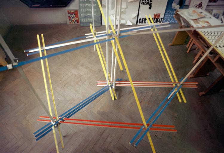 флондор рум assembly-triangulary-bars-i-1972.jpg!Large.jpg