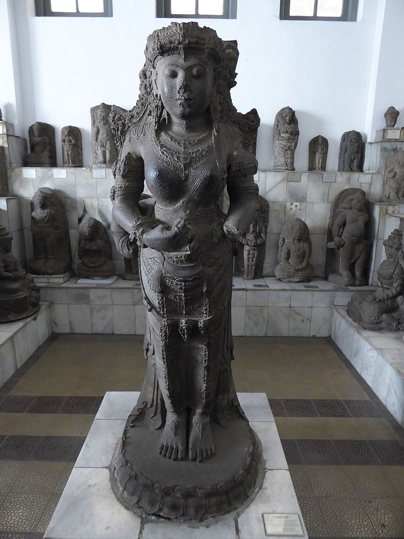 ява 061_Queen_Suhita,_Jebuk,_East_Java,_15th_c_(22861784244).jpg