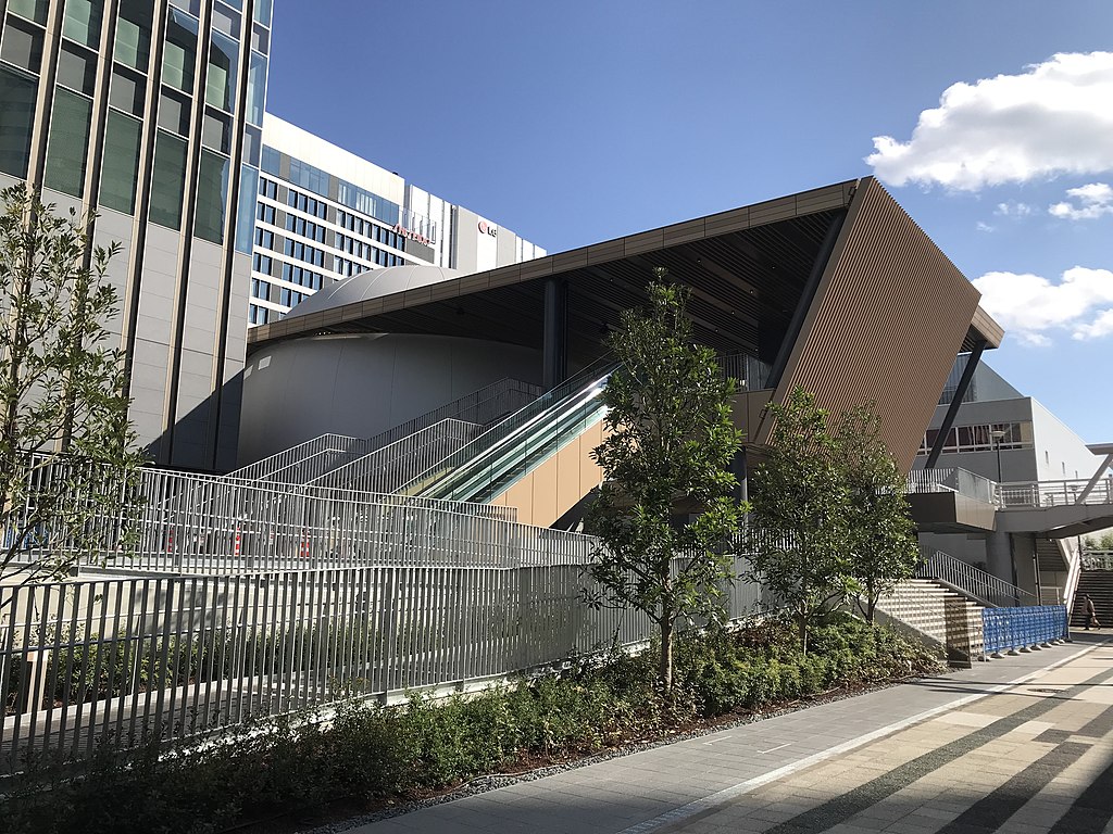 япYokohama_Gate_Tower_-_Planetaria_Yokohama_05.jpg