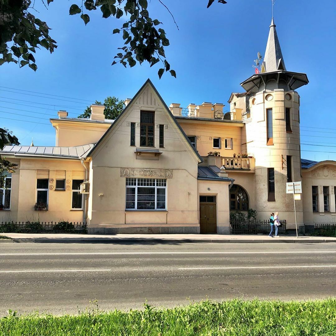 1 дом мейера псков 67797566_170378474123090_4450039245310192431_n.jpg