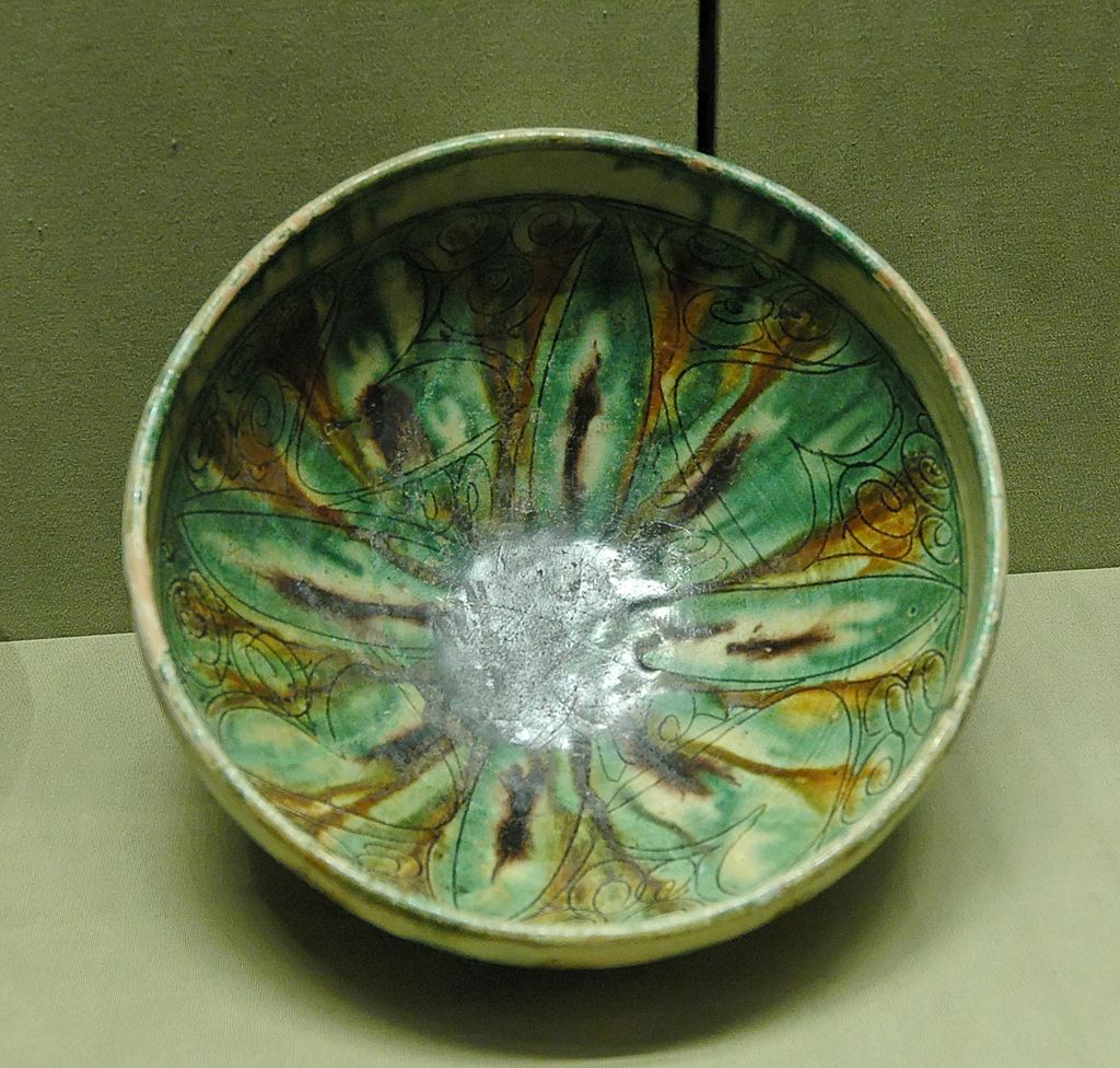 10-11dCup_mottled_Louvre_MAO750.jpg