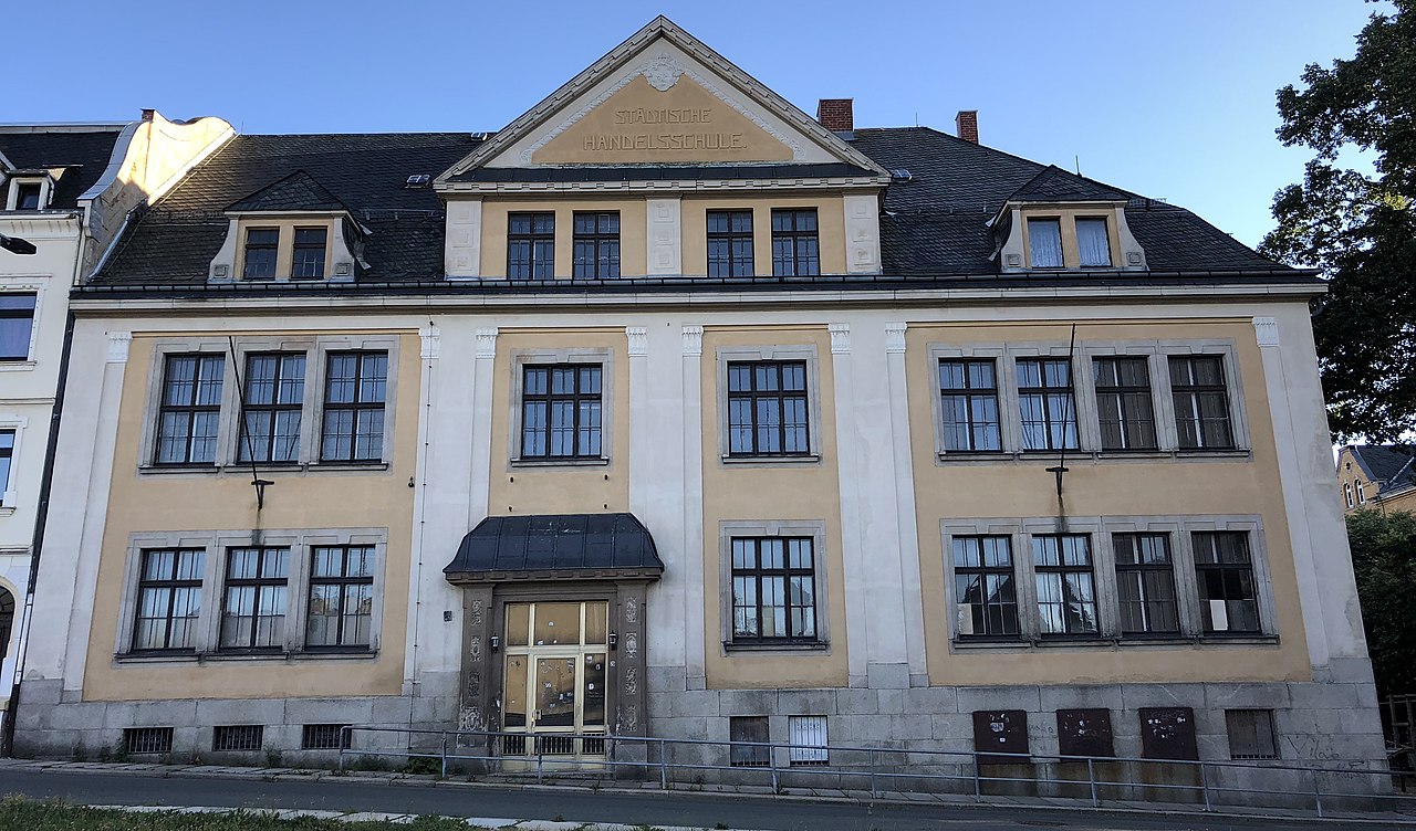 10 1280px-6.8.2018_Falkenstein_Vogtl._Ferdinand-Lassalle-Straße_29.jpg