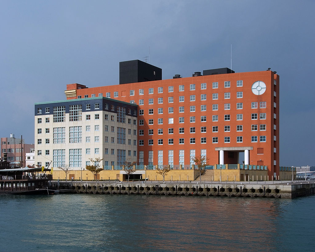 1024px-Mojiko_Hotel.jpg