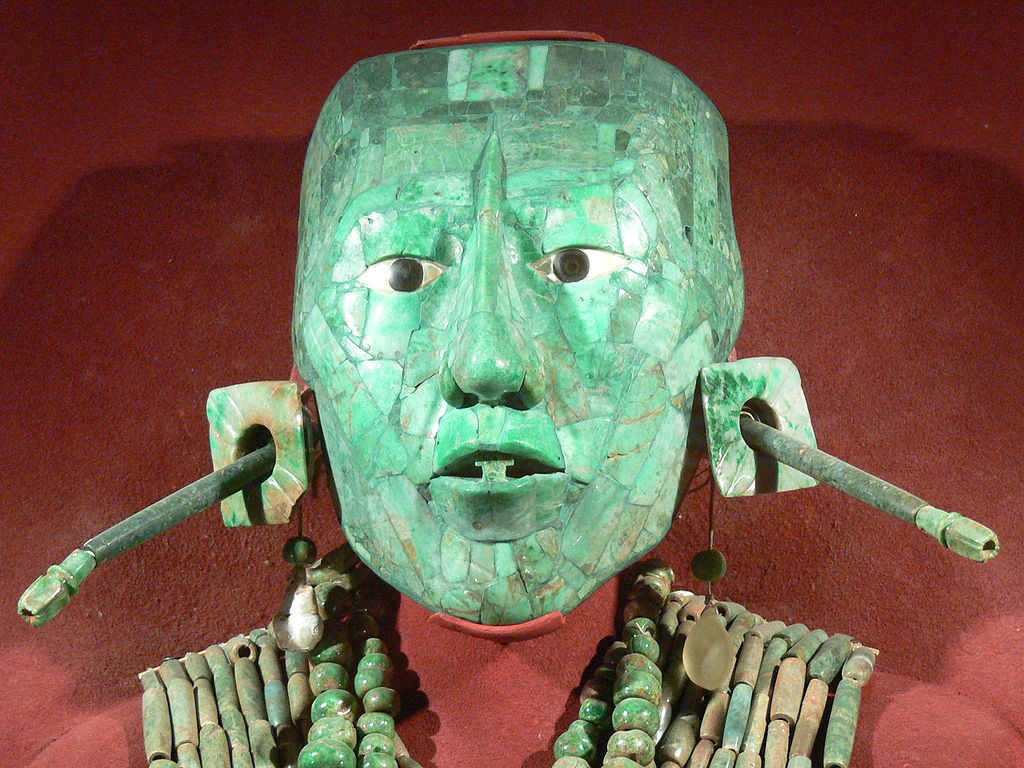 1024px-Palenque_-_Maske_des_Pakal.jpg