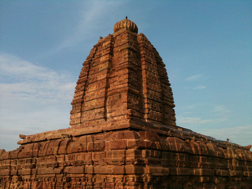 1024px-Sangameshwar_Temple_at_Alampur.jpg