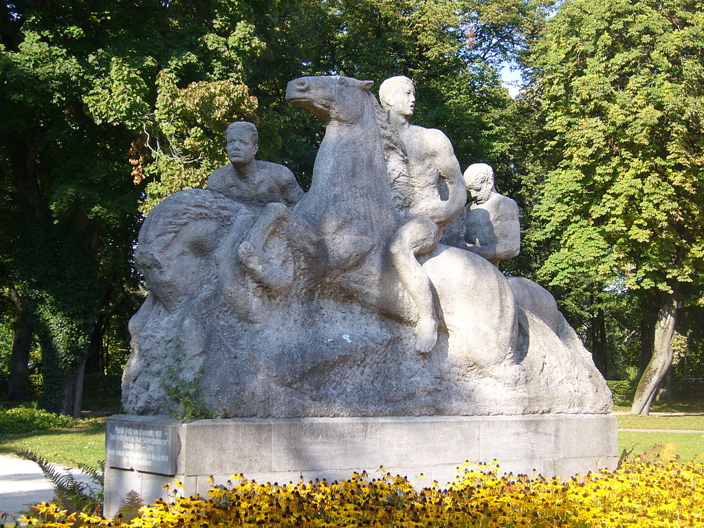 1024px-Schneckenburger_Denkmal.jpg
