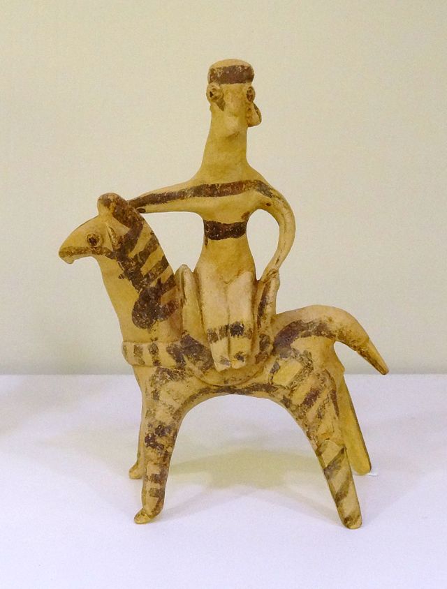 1100-1000 640px-Minoische_Reiterin_01.jpg