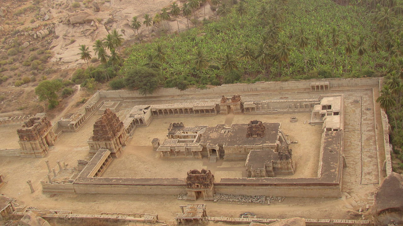1280px-Achutharaya_Temple_02.jpg