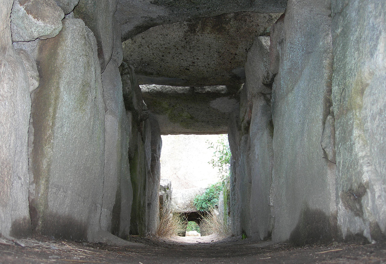 1280px-Dorgali01.jpg