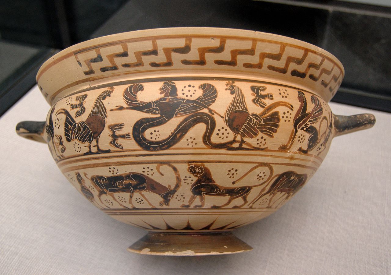 1280px-Kylix_demon_620_BC_Staatliche_Antikensammlungen.jpg