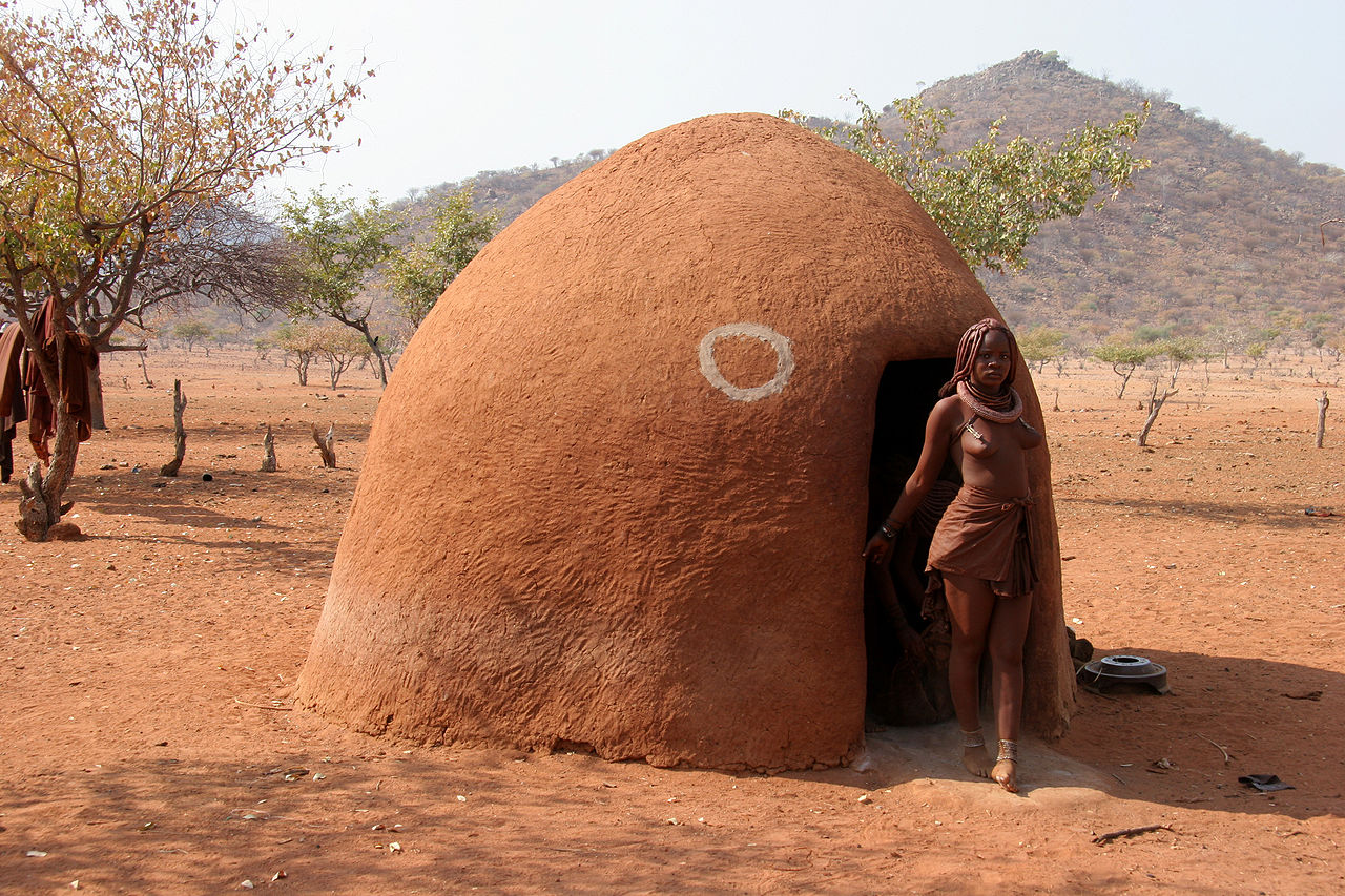 1280px-Namibie_Himba_0712a.jpg