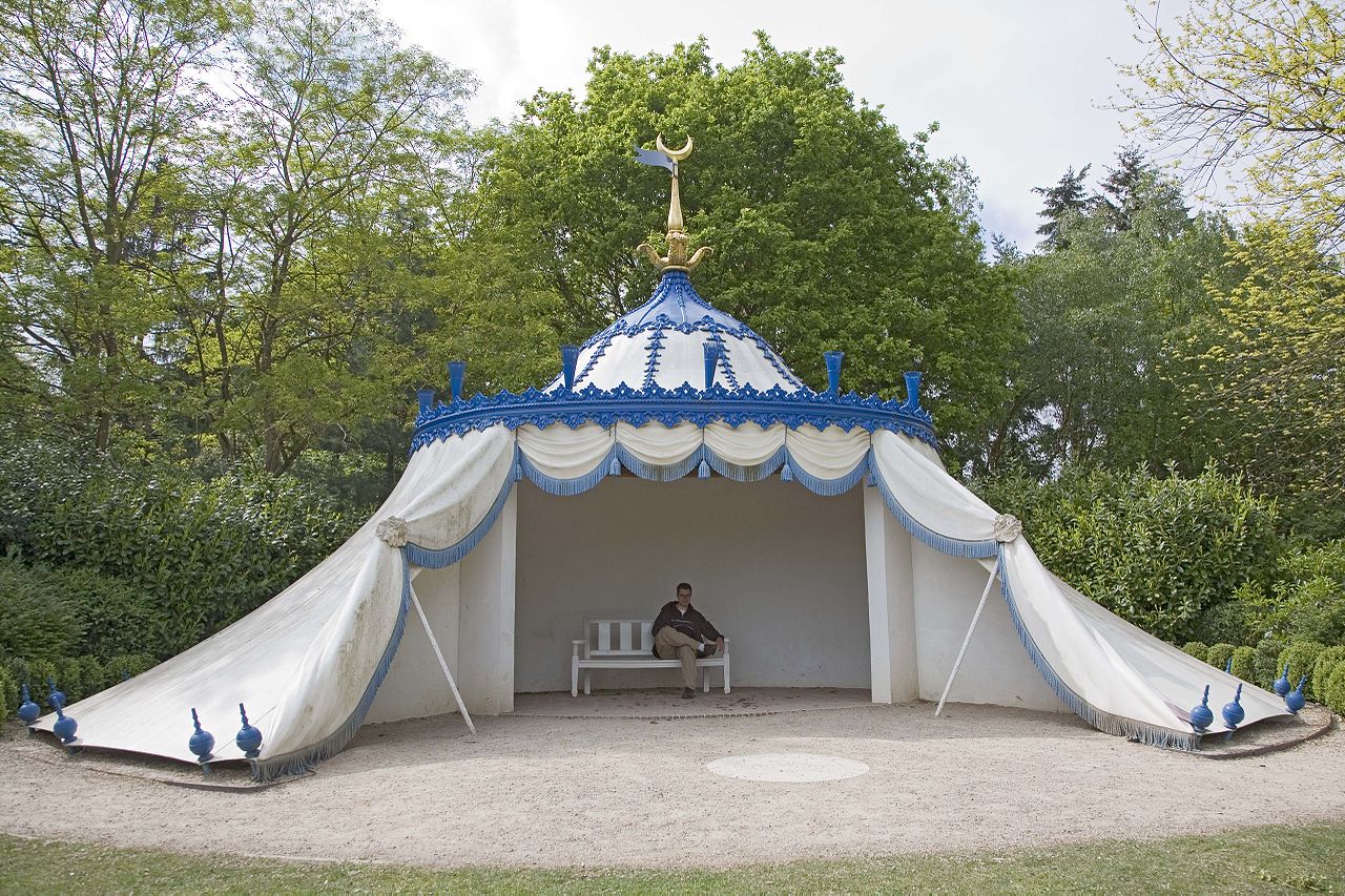 1280px-Painshill-TurkishTent.jpg