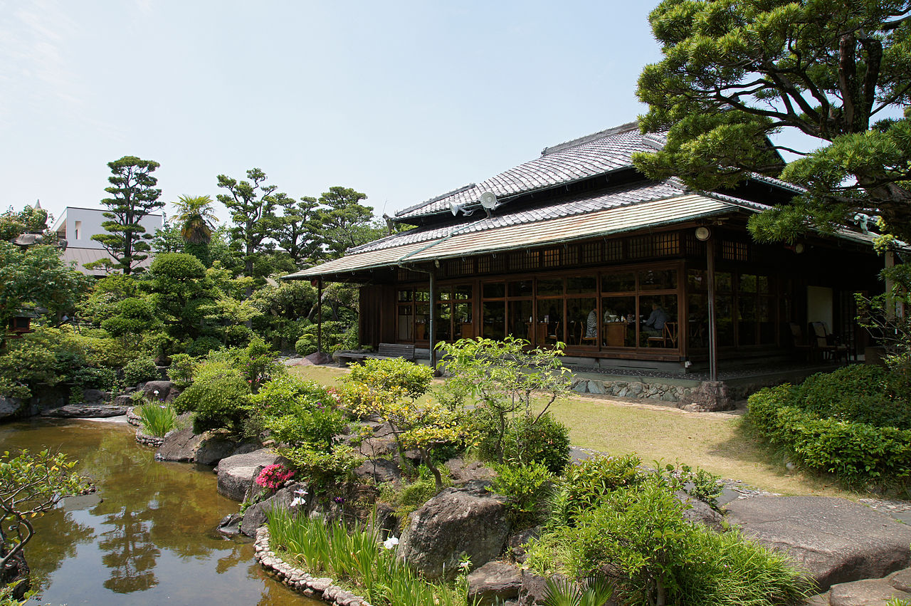 1280px-Rokusanen_Wakayama_Japan26bs3 (1).jpg