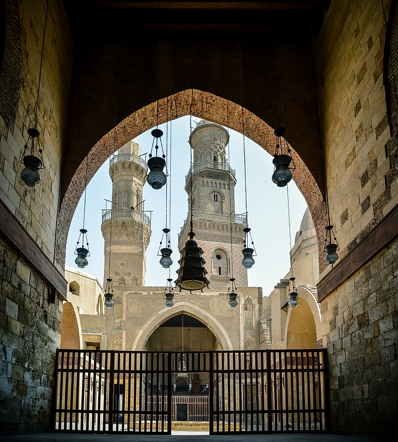 1303 египет 800px-An-Nasir_Muhammad_mosque.jpg