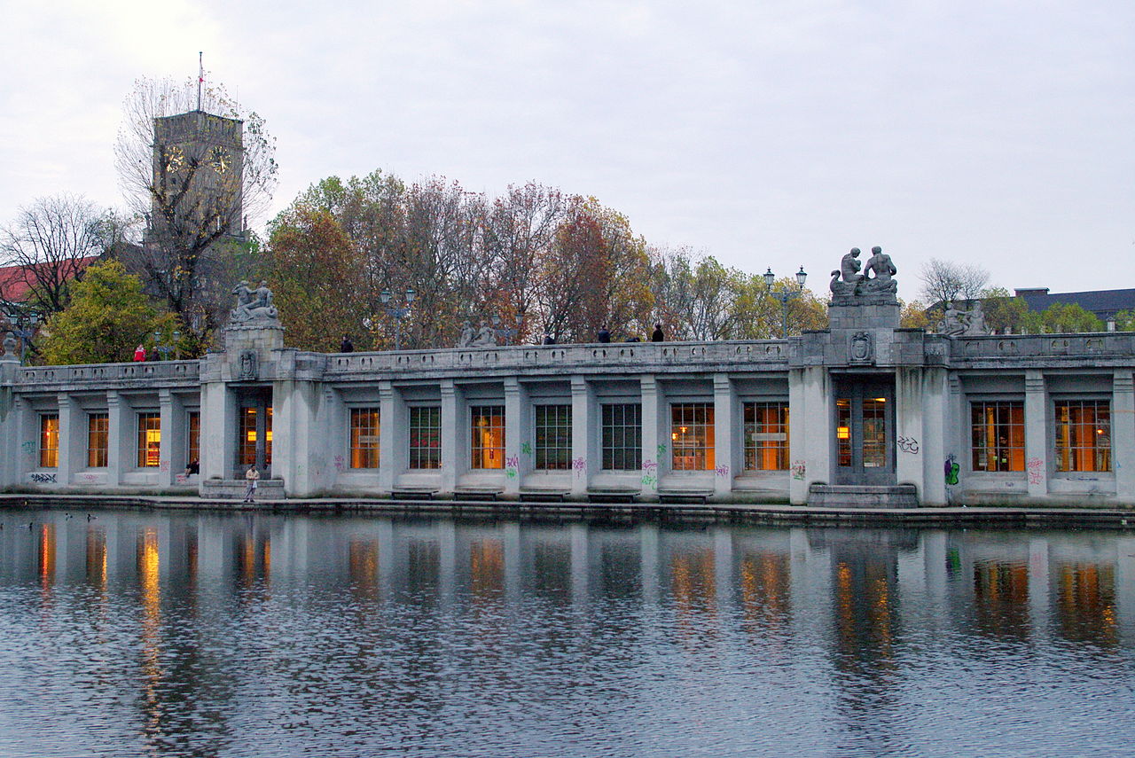 14 1280px-Volkspark_schoeneberg_dunkel-u-bahn_07.11.2010_17-31-52.jpg