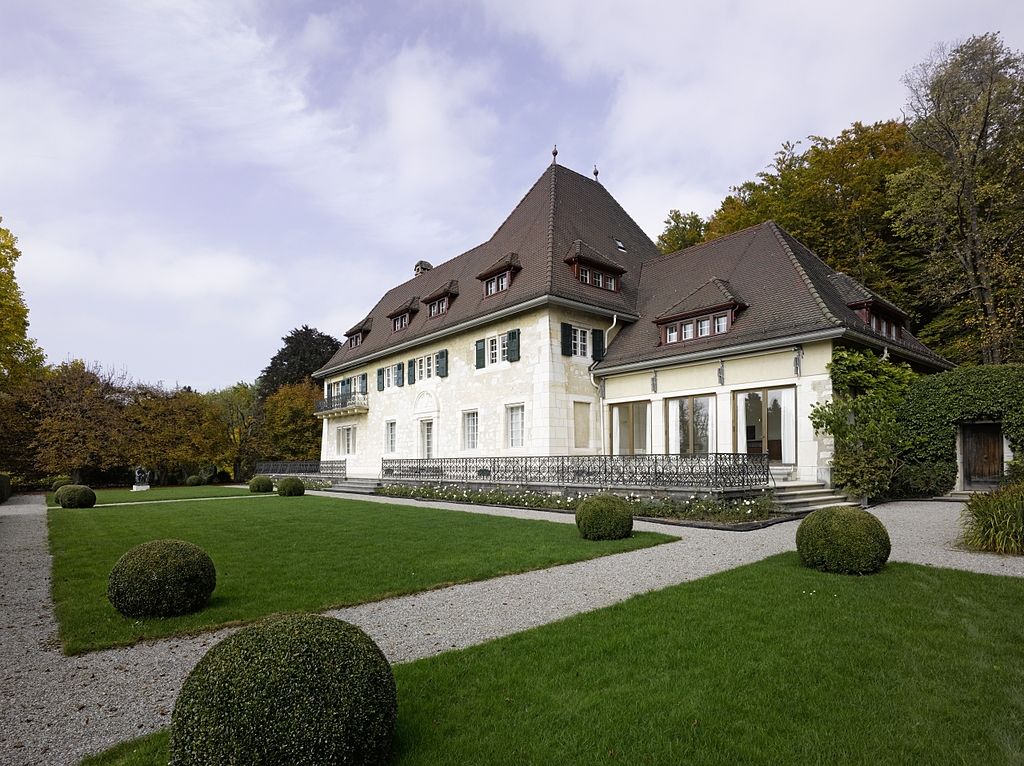 15Villa__Am_Römerholz_.jpg