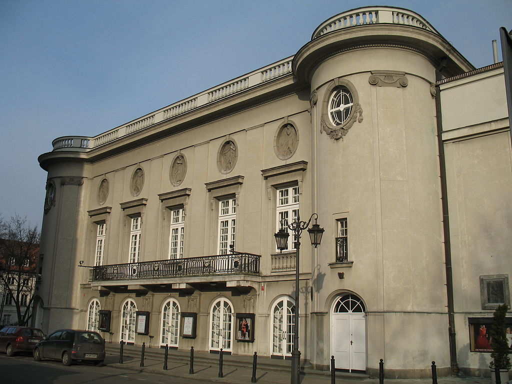 1913 1024px-Teatr_Polski_by_Maire.jpg