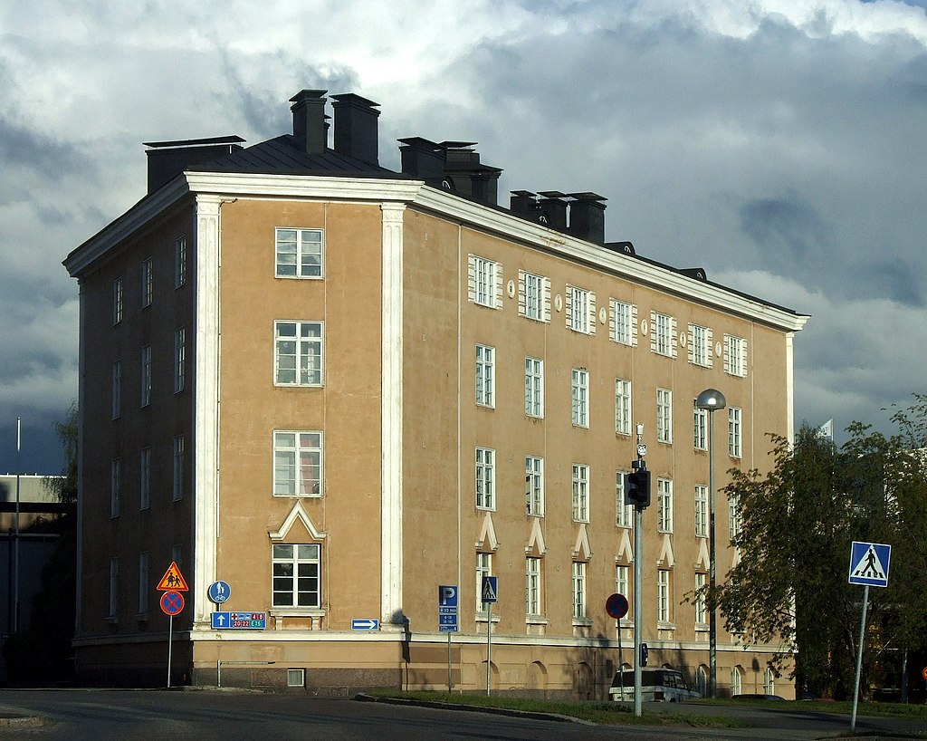 1923 Kolmiotalo_Oulu_20070629.JPG
