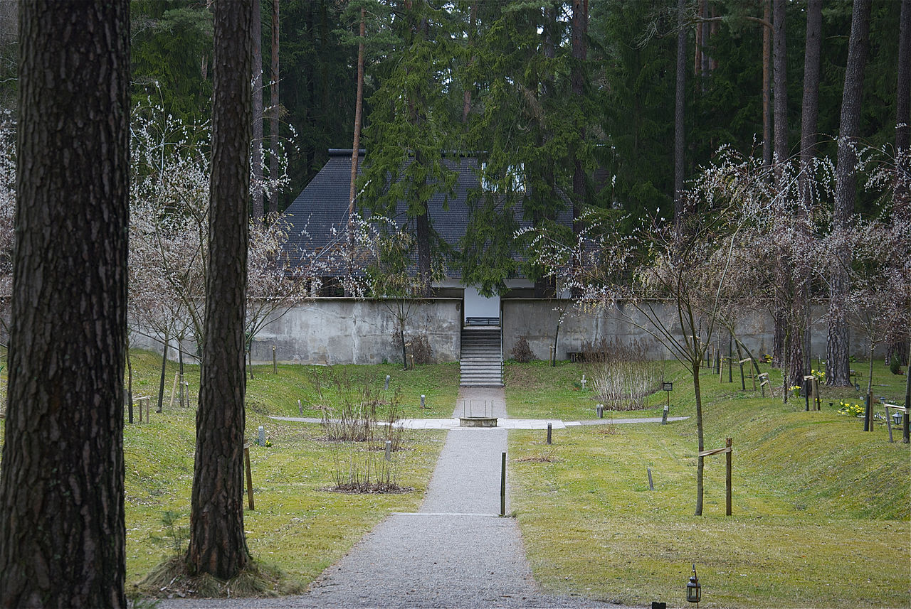20г 1280px-Woodland_Chapel_2012.jpg