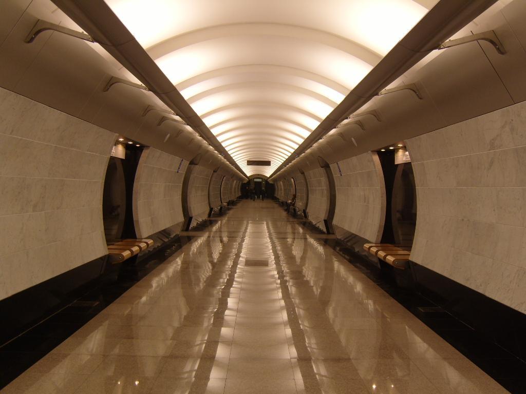 2006Mezhduarodnaya_st.jpg