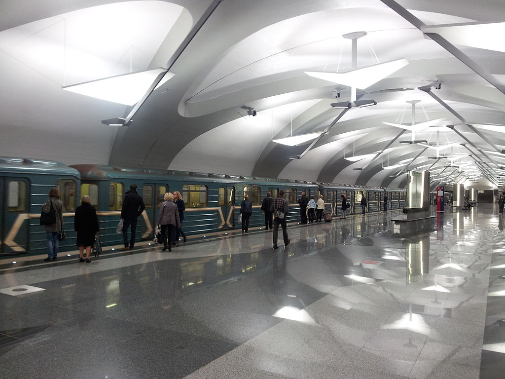 2012Novokosino_metro_4.jpg