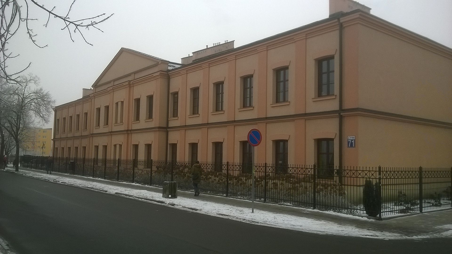20Budynek_sztabowy.jpg