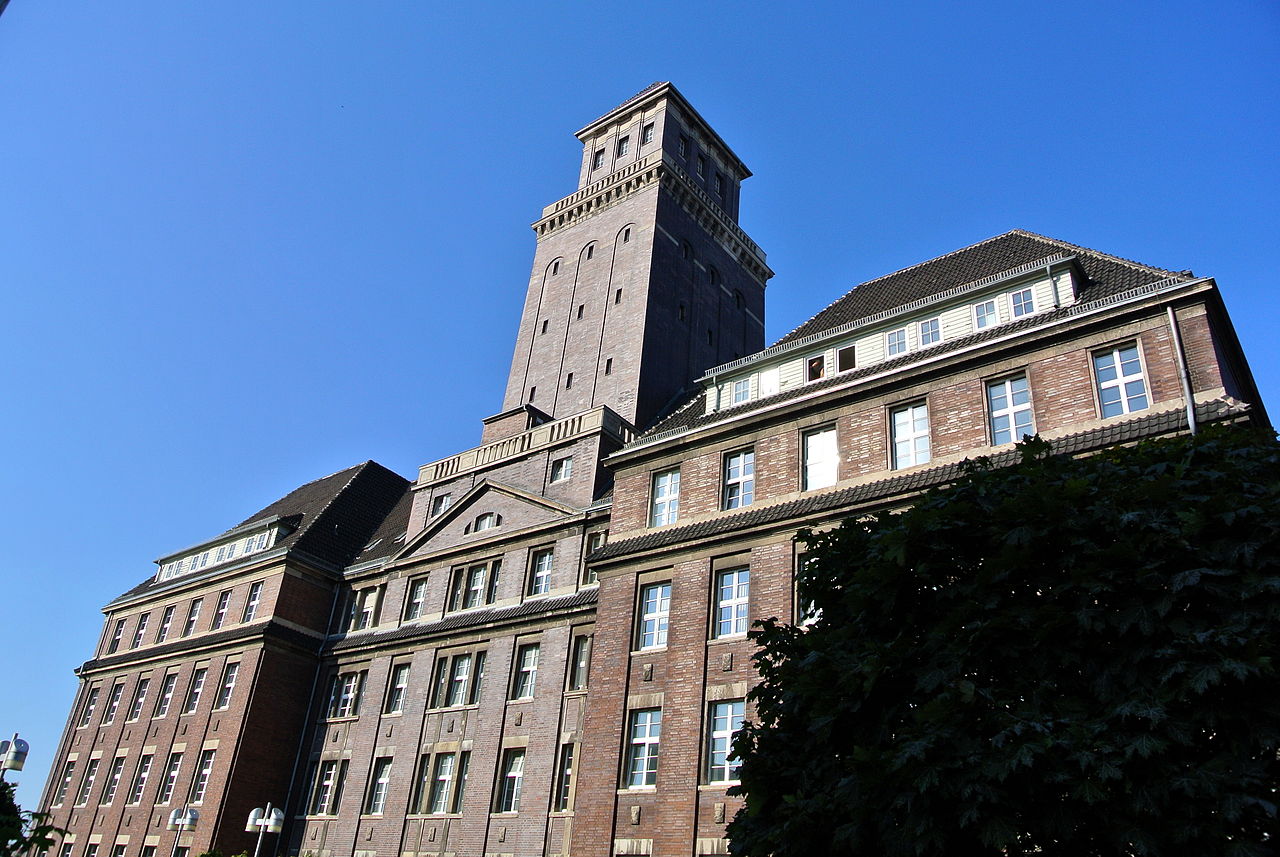 23 1280px-4164_Berlin_Westhafen.jpg