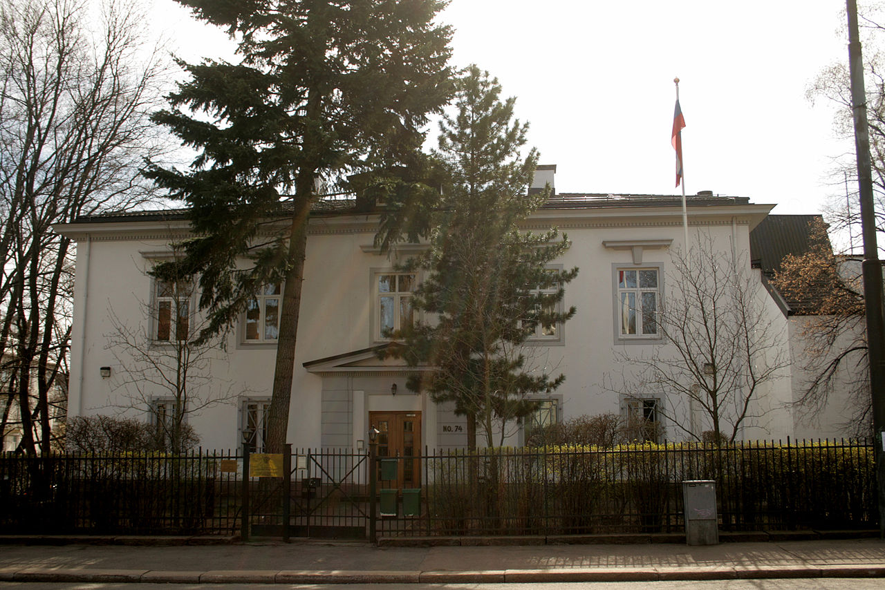 26 1280px-Russian_embassy_Oslo_front_building.jpg
