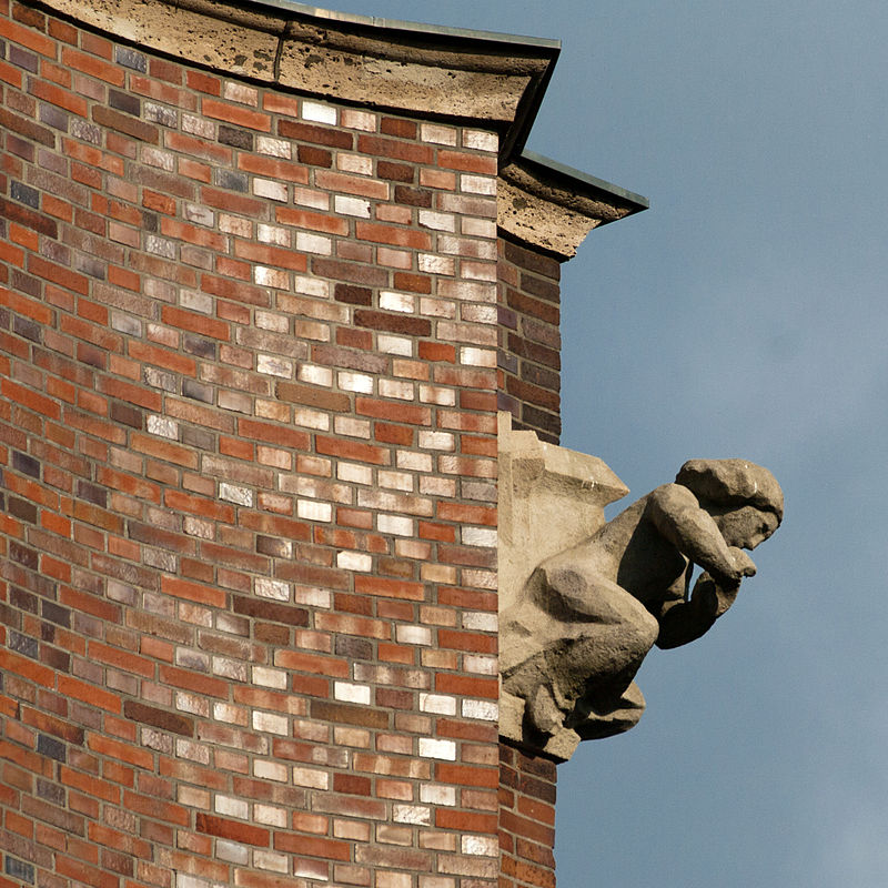27 800px-Tempelhof_ullsteinhaus.jpg