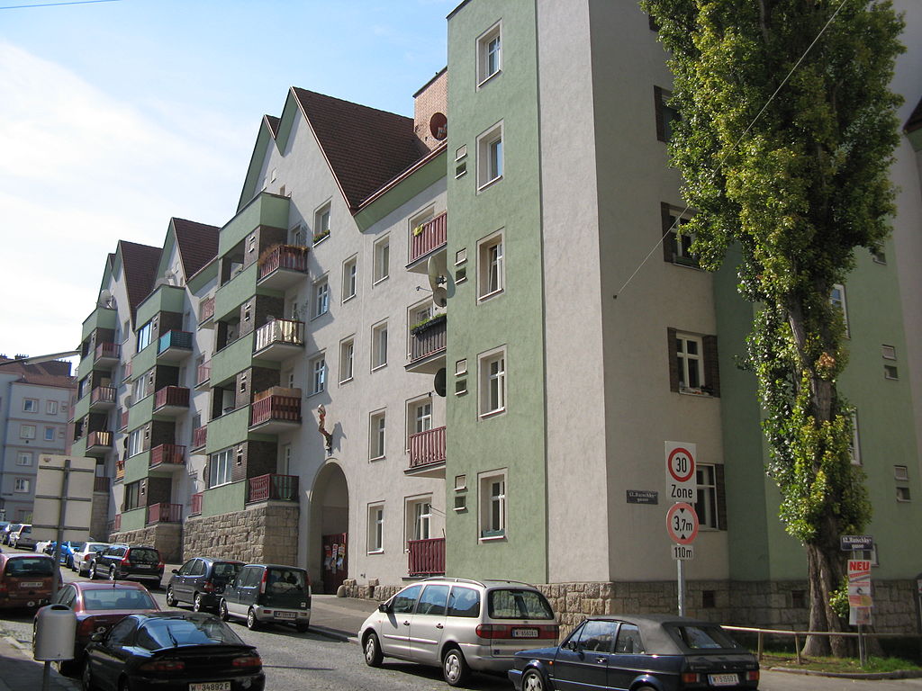 30 1024px-Indianerhof1.jpg