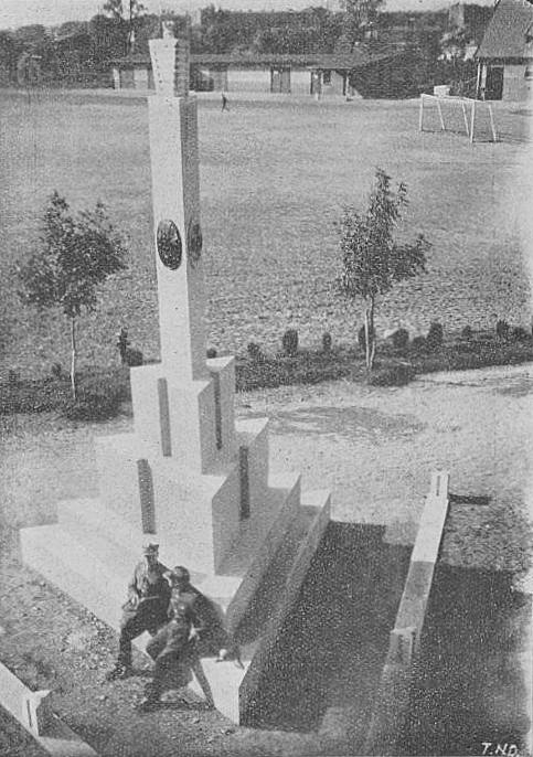 31 Monument_of_Józef_Piłsudski_in_CWŻ_Grudziądz_(1931).jpg