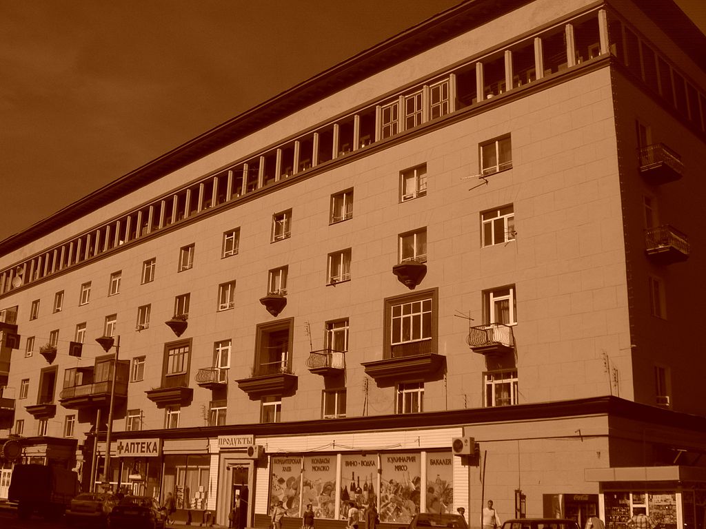 36 1024px-ShosseEntuziastov1.jpg