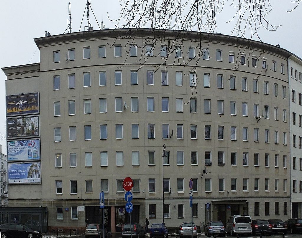 51 1024px-Noakowskiego_24.jpg