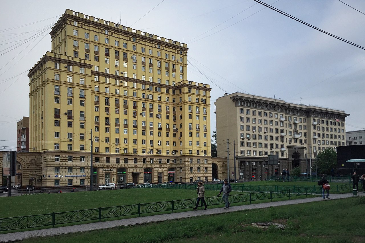56 1280px-Moscow,_Krasnoprudnaya_Street_30-34_and_26_(31414617695).jpg