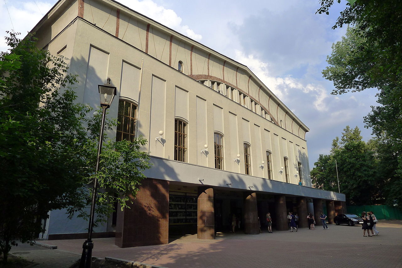59 1280px-Teatr-Mossoveta_01.jpg