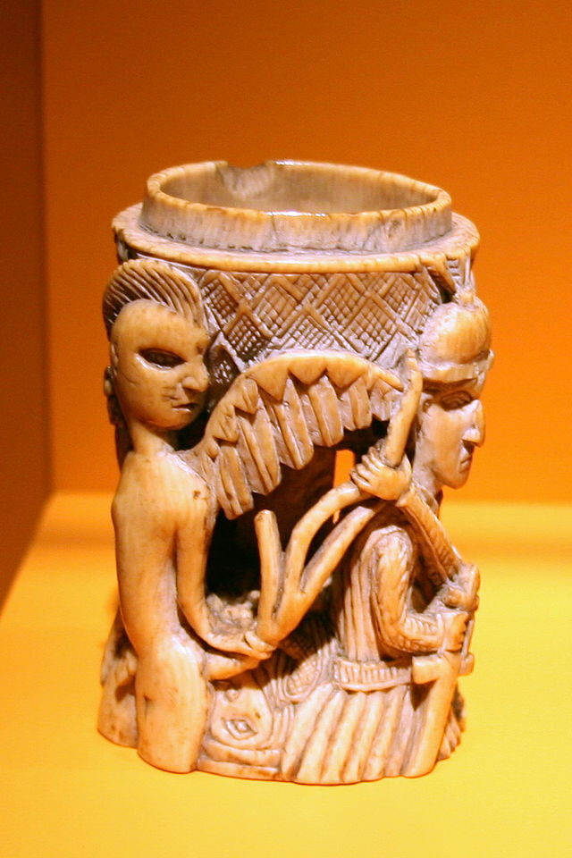 640px-Edo_salt_cellar.jpg