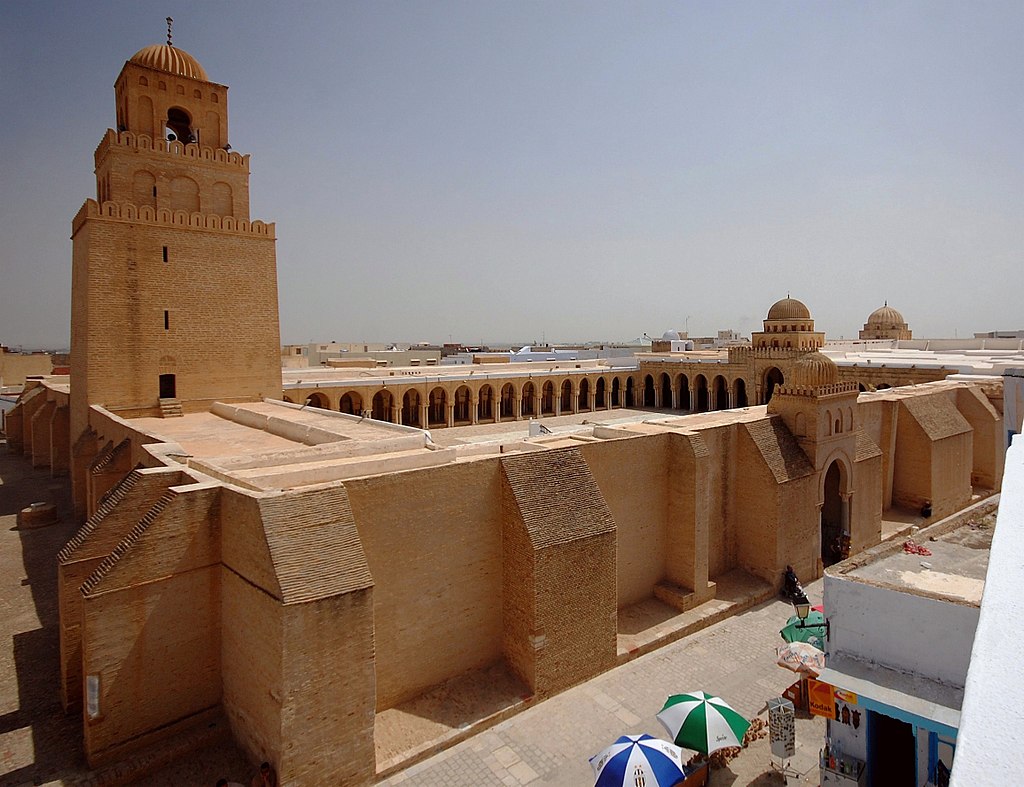670 1024px-Grande_Mosquée_de_Kairouan,_vue_d'ensemble.jpg
