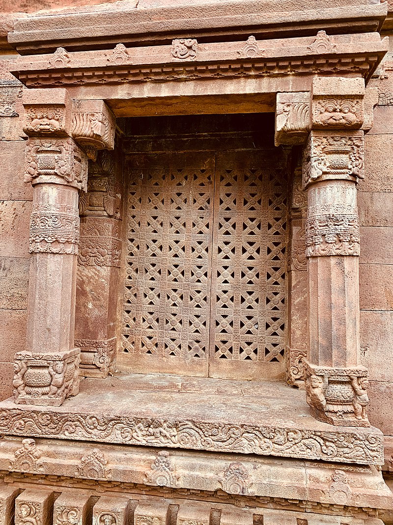 7th_8th_century_Garuda_Brahma_Temple,_Navabrahma_group,_Alampur,_Telangana_India_-_55.jpg
