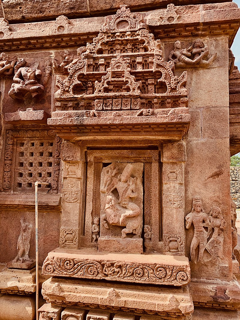 7th_century_Vishwa_Brahma_Temples,_Alampur,_Telangana_India_-_12.jpg