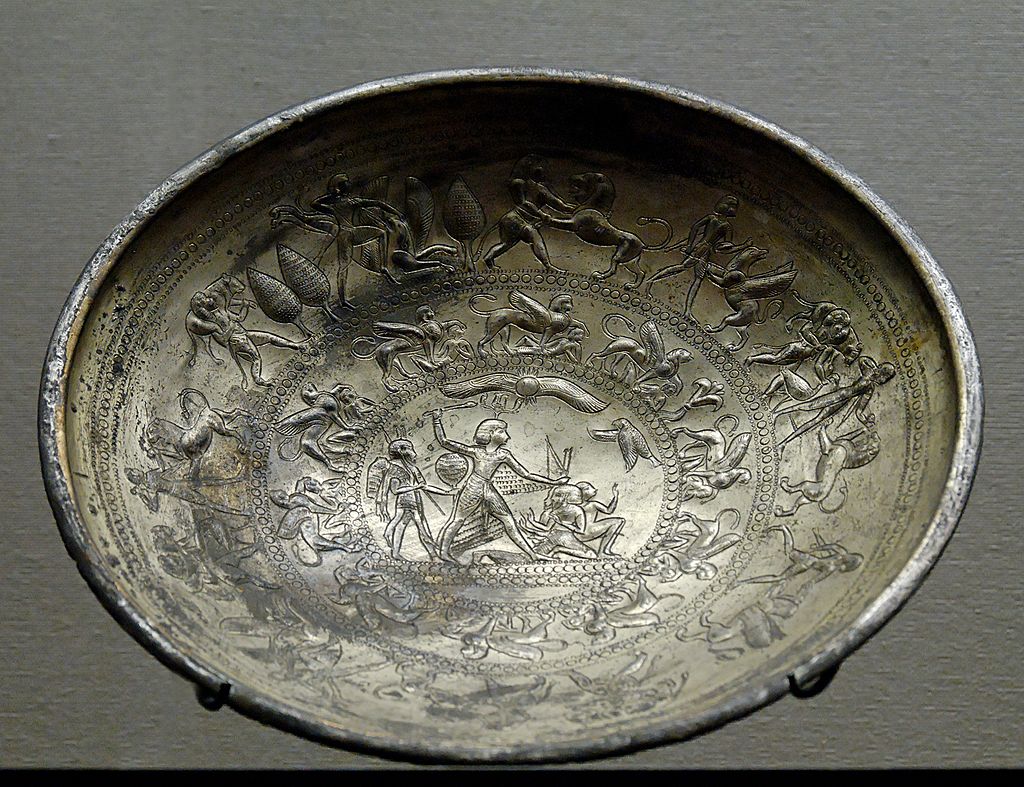 8-7Cup_Idalion_Louvre_N3455.jpg