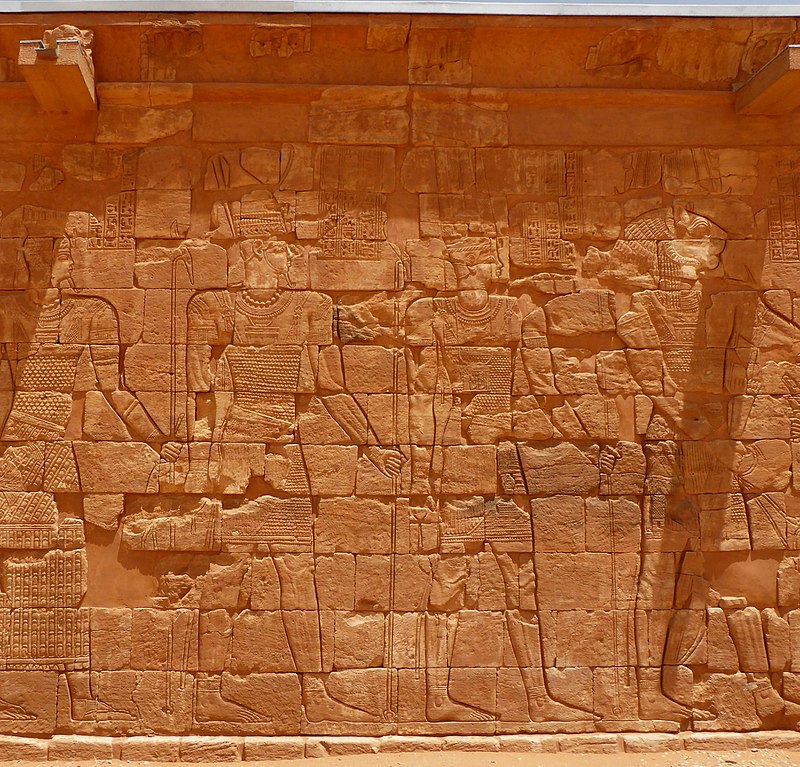 800px-Apedemak_temple_in_Musawwarat_es-sufra_(10)_(33310216023).jpg