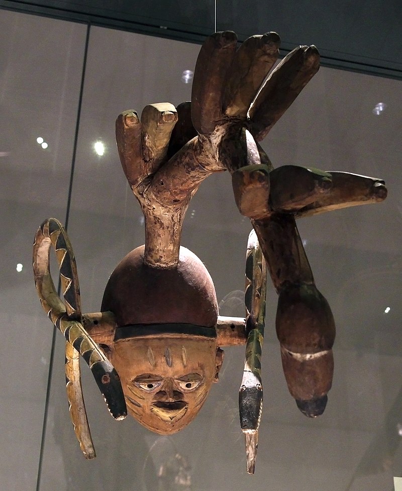 800px-British_Museum_Room_25_Gelede_mask_Yoruba_people_17022019_5003.jpg